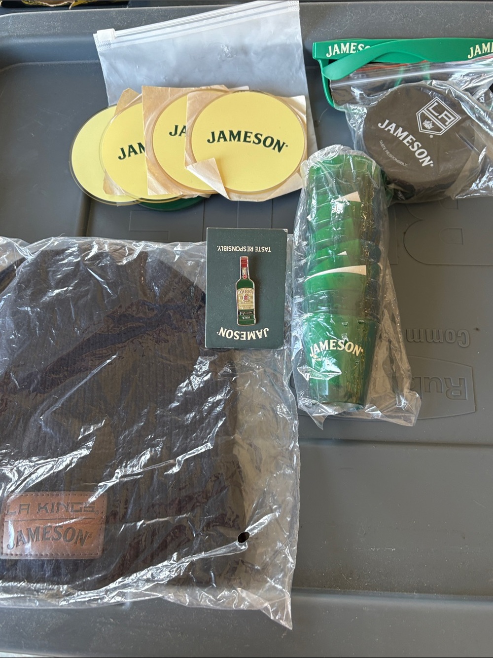 Jameson Branded Set